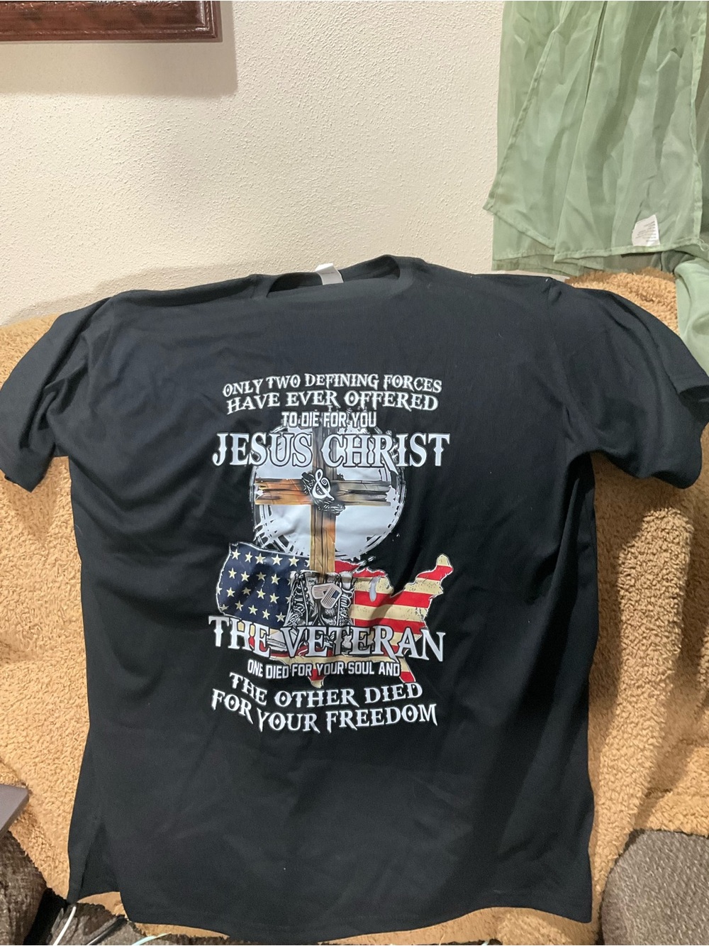 Gildan Black Graphic Tee with Patriotic Jesus Christ & Veteran Design